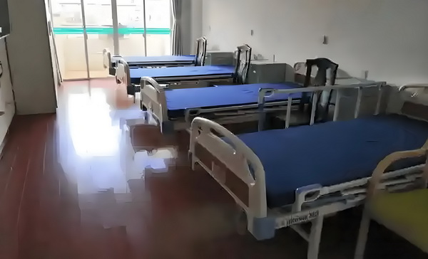 落户必须本人去吗_董璇失去的口碑，竟然被自己9岁的女儿挽回了 董璇失去的的女儿挽傍水依山