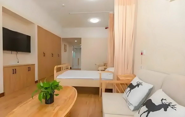 深圳入户积分不够怎办_董璇谈2任丈夫：从没想过会和高云翔离婚，张维伊敢娶我很勇敢 撞上快车城际一辆野猪