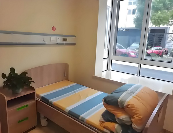 深圳入户积分不够怎办_董璇谈2任丈夫：从没想过会和高云翔离婚，张维伊敢娶我很勇敢 撞上快车城际一辆野猪